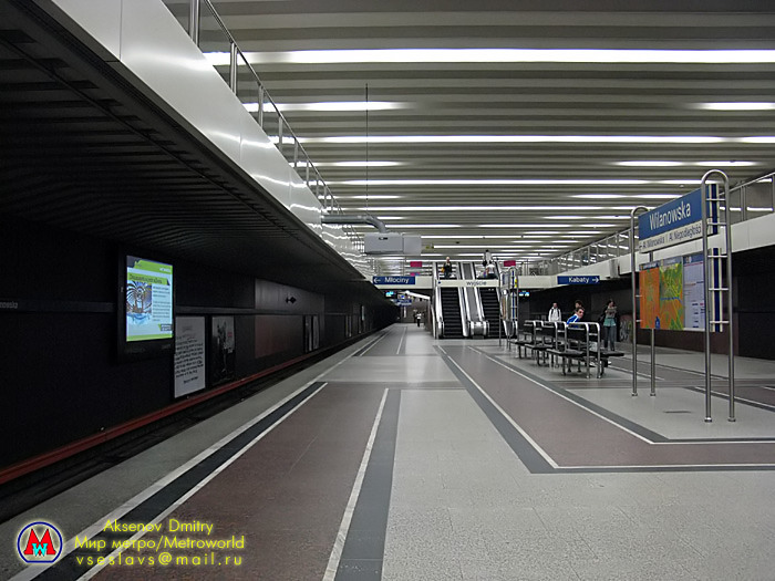 Varsovie — Metro