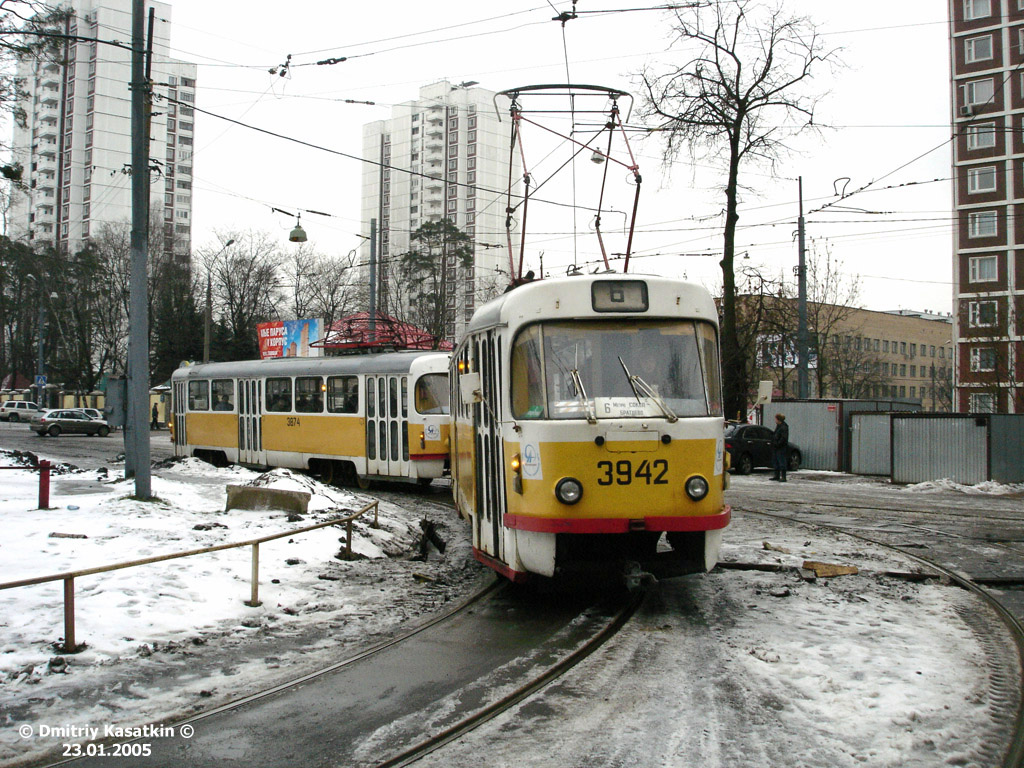 Москва, Tatra T3SU № 3942