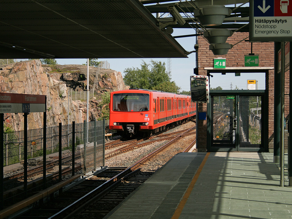 Helsinky, Valmet M100 č. 173