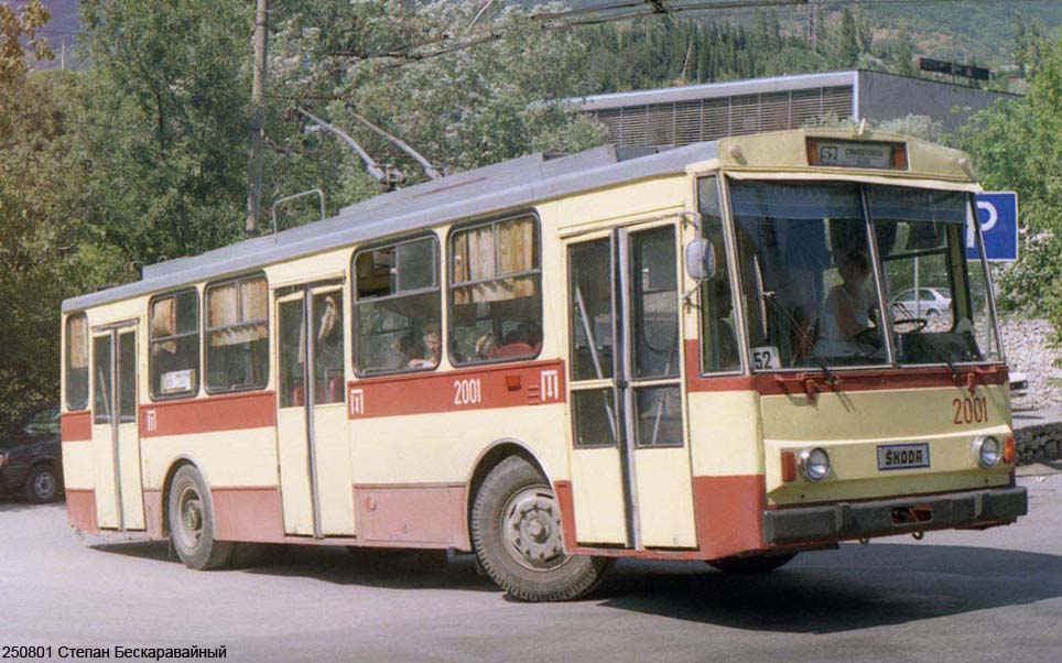Krimski trolejbus, Škoda 14Tr02/6 č. 2001