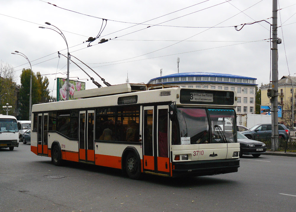 Kijevas, MAZ-103T nr. 3710