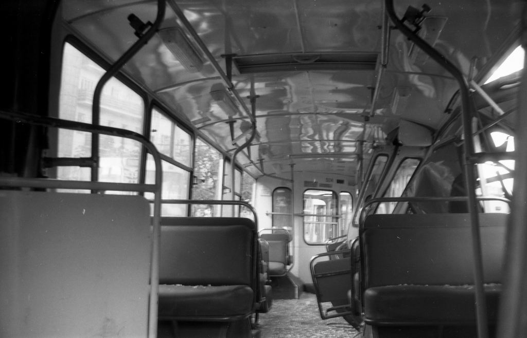Москва, ЗиУ-683Б [Б00] № 5634; Москва — Троллейбусные баррикады в августе 1991