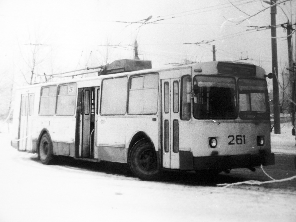 基洛夫, ZiU-682V # 261