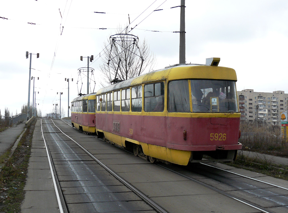 Kijev, Tatra T3SU — 5926
