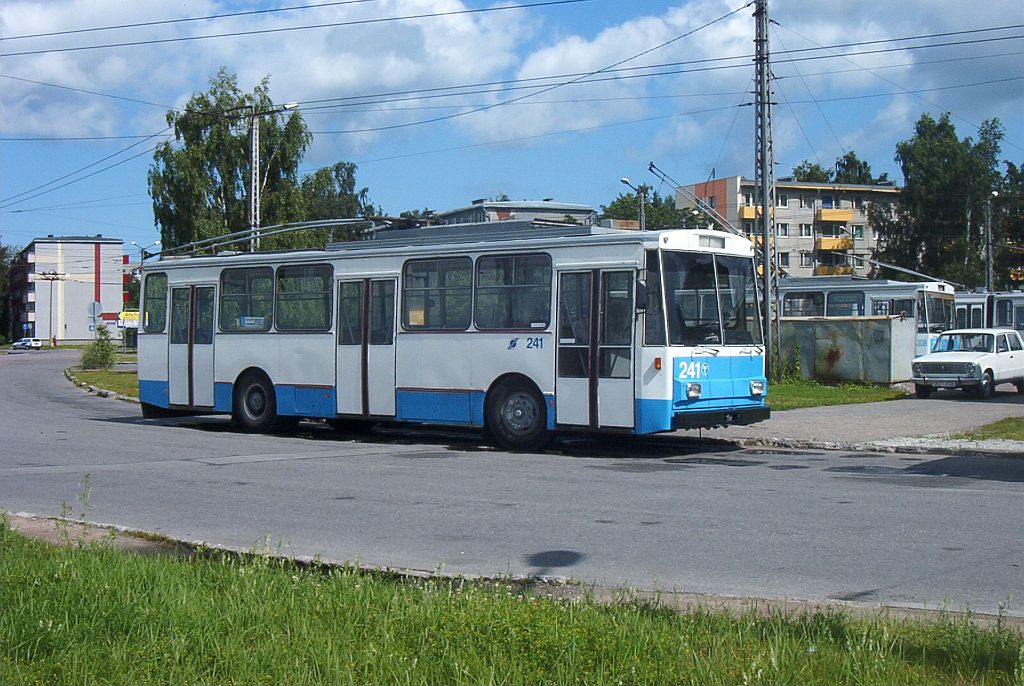 Tallinn, Škoda 14Tr02 — 241