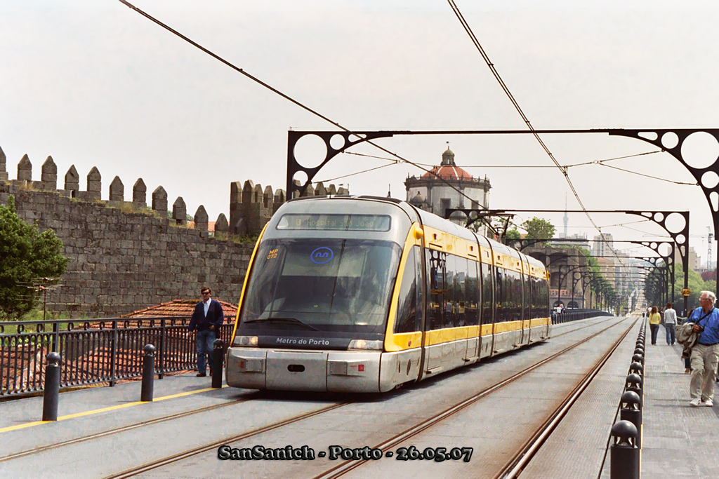 Porto, Bombardier Eurotram (Flexity Outlook) № MP072