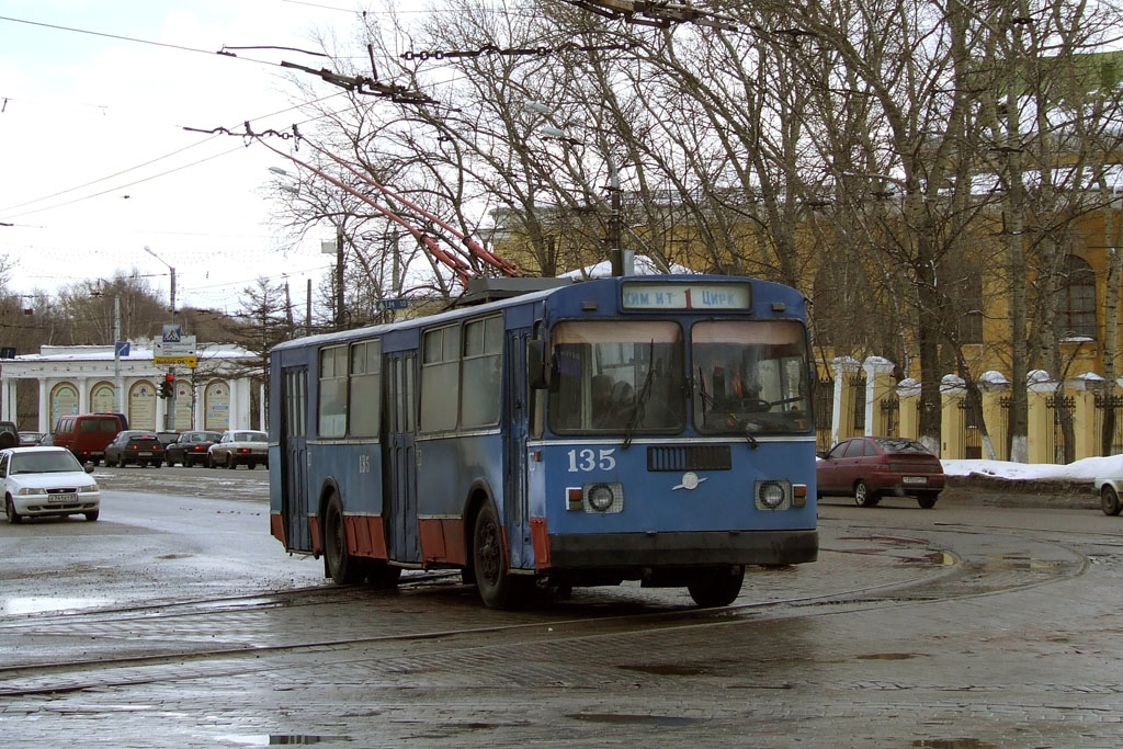 Тверь, ЗиУ-682Г10 № 135; Тверь — Тверской троллейбус в начале 2000-х гг. (2002 — 2006 гг.)