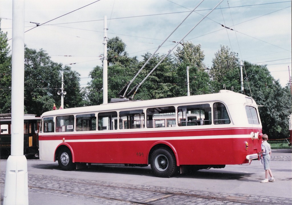 Praha, Škoda 8Tr9 č. 494; Praha — Tram depots