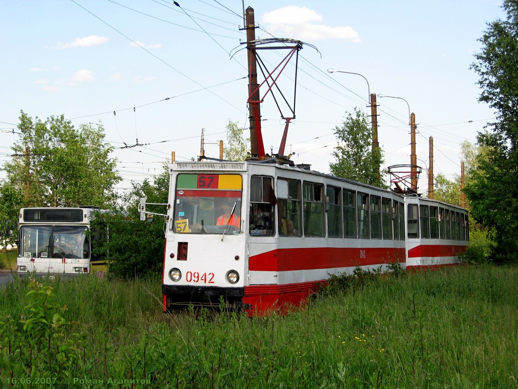 Sankt Petersburg, 71-605 (KTM-5M3) Nr. 0942