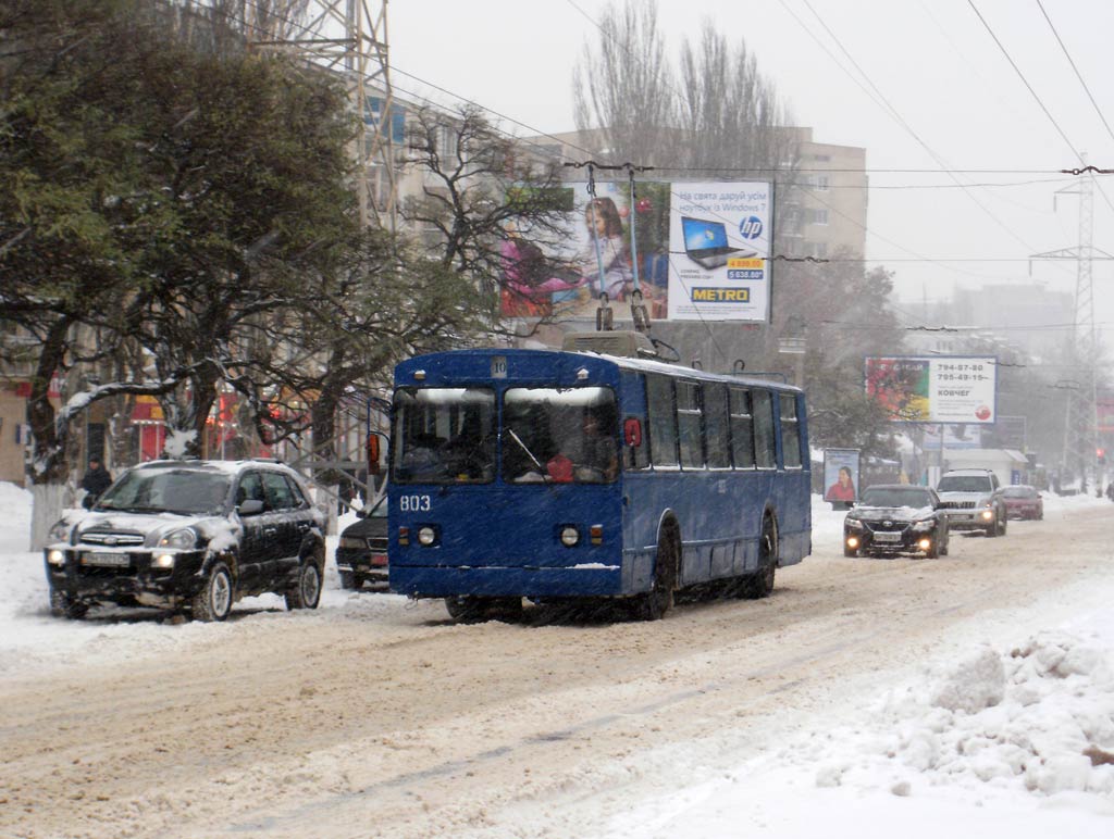 Одесса, ЗиУ-682В [В00] № 803; Одесса — 15.12.2009 — Снегопад и его последствия