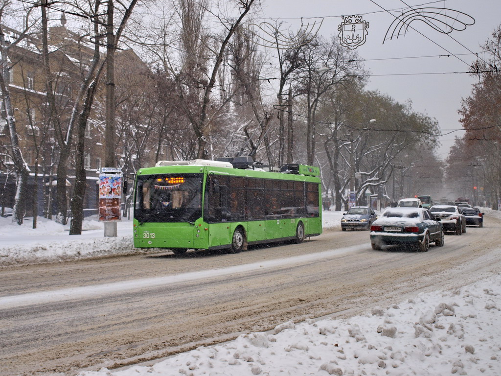 Oděsa, Trolza-5265.00 “Megapolis” č. 3013; Oděsa — 15.12.2009 — Snowfall and Its Aftermath