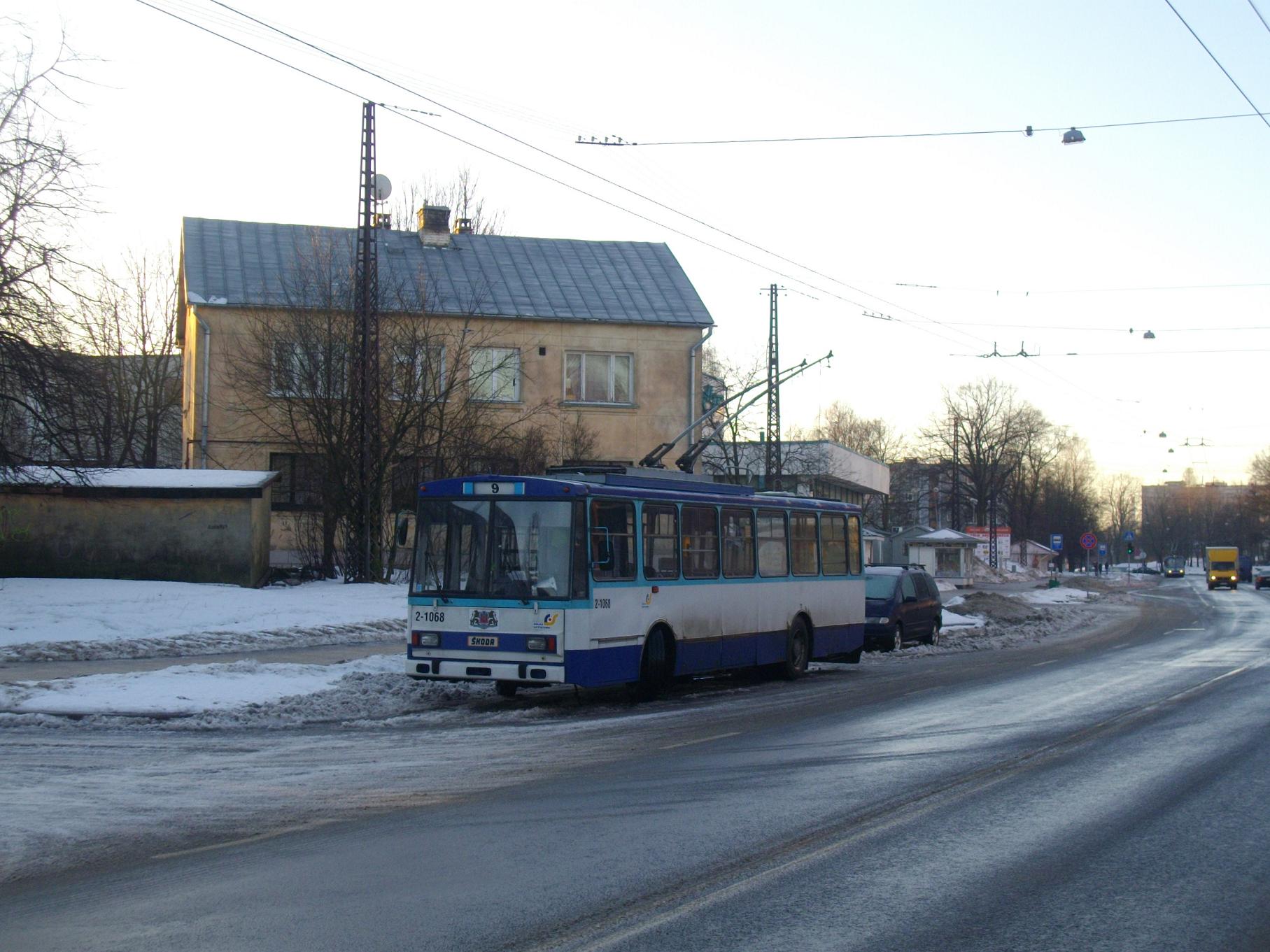 Riga, Škoda 14Tr02 № 2-1068