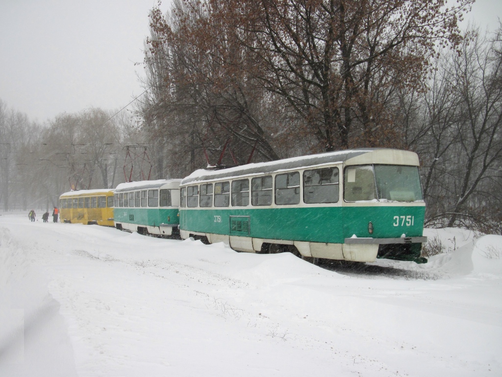 Doneckas, Tatra T3SU (2-door) nr. 3751; Doneckas — Snow shower 2009