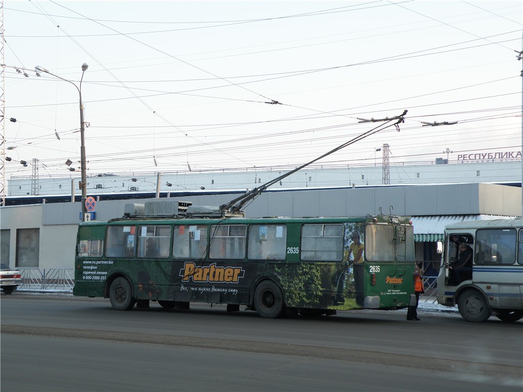 Nizhny Novgorod, ZiU-682V # 2635