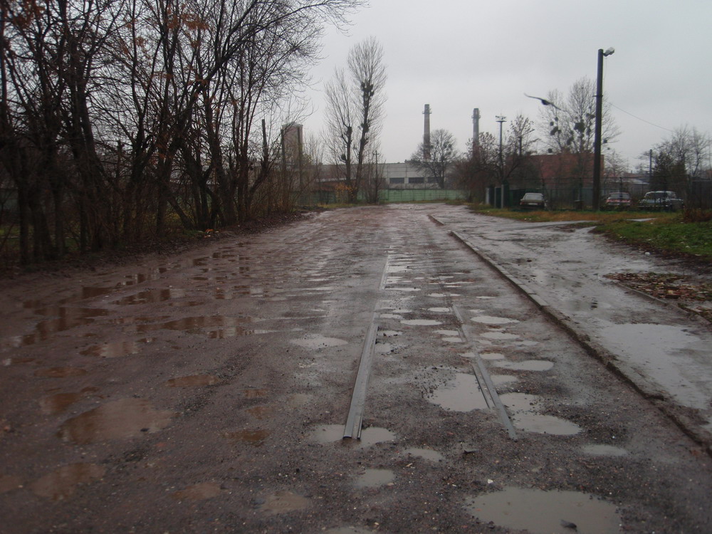Léopol — Remains of electric transport infrastructure