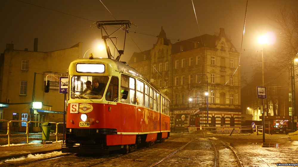 Silesia trams, Konstal 102Na # 137R; Silesia trams — 31.12.2009/01.01.2010 — New Year's Night
