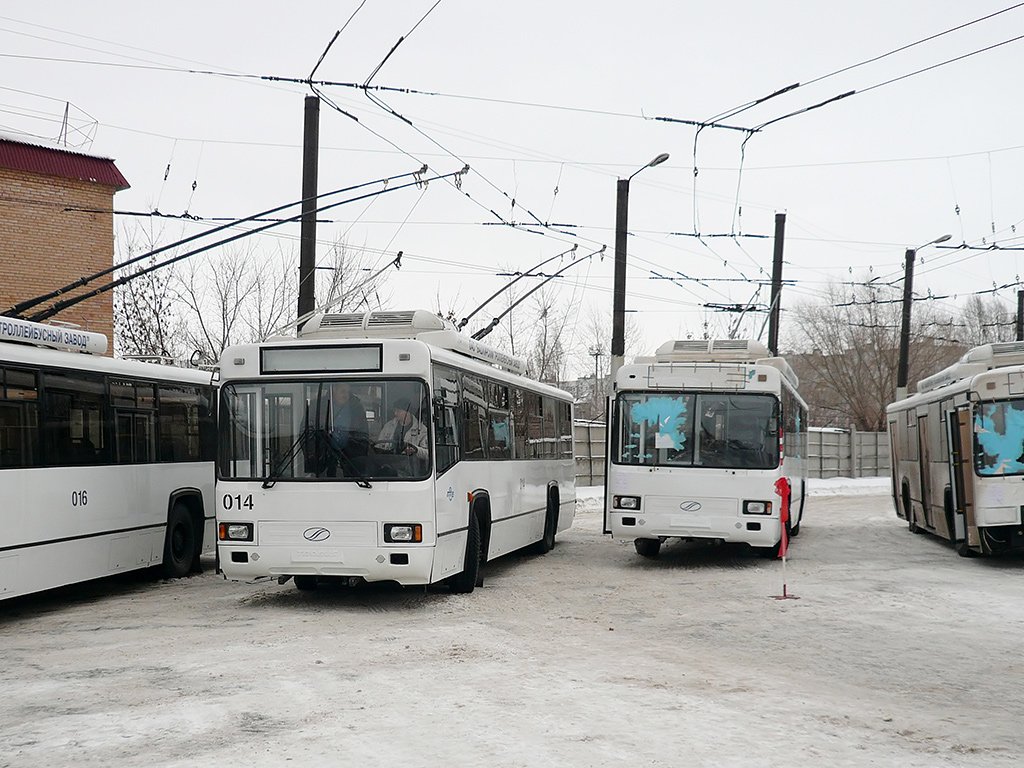 Novokujbyshevsk, BTZ-52764R # 014; Novokujbyshevsk, BTZ-52764R # 023; Novokujbyshevsk — Presentation of new trolleybuses BTZ-52764R (31.12.2009)