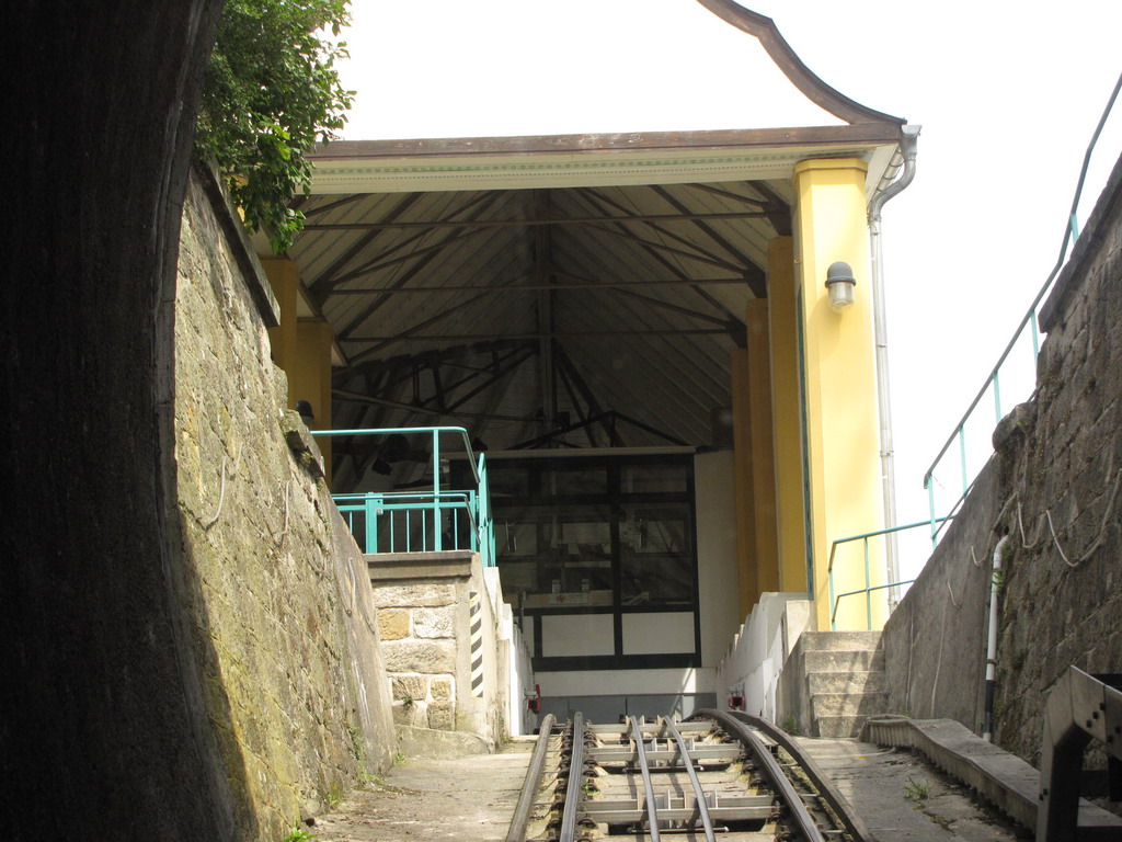 Dresden — Track and technology of the Dresden funicular