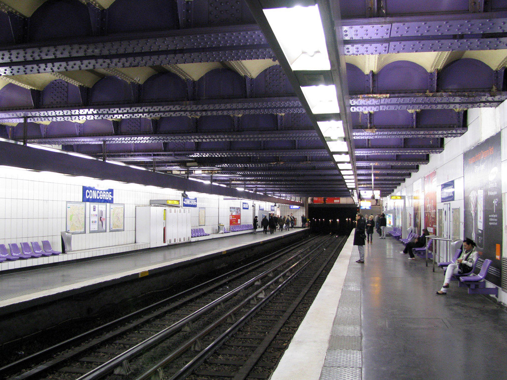 Париж -  Версаль -  Ивелин — Метрополитен — Линия 8