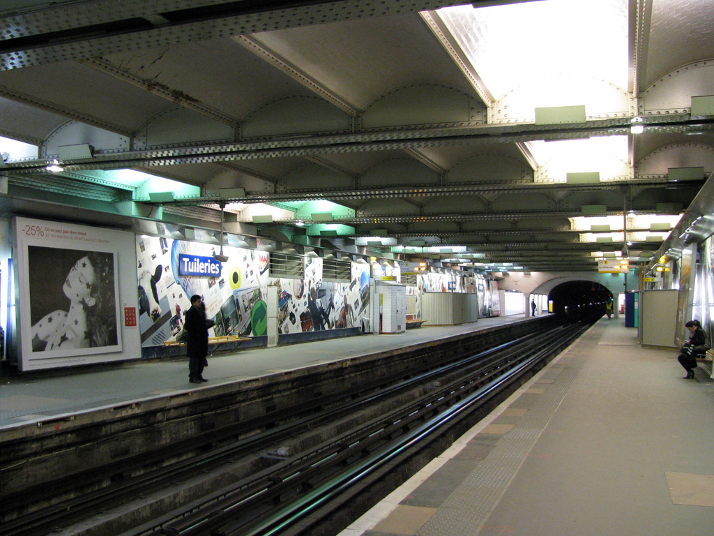 Большой Париж -  Версаль -  Ивелин — Метрополитен — Линия 1