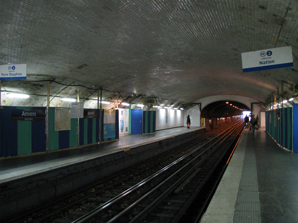Париж -  Версаль -  Ивелин — Метрополитен — Линия 2