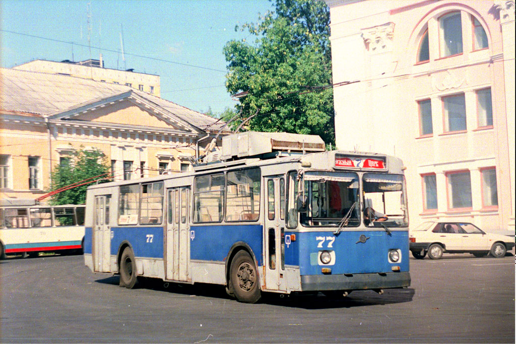 Tverė, ZiU-682V [V00] nr. 77; Tverė — Tver trolleybus in the early 2000s (2002 — 2006)