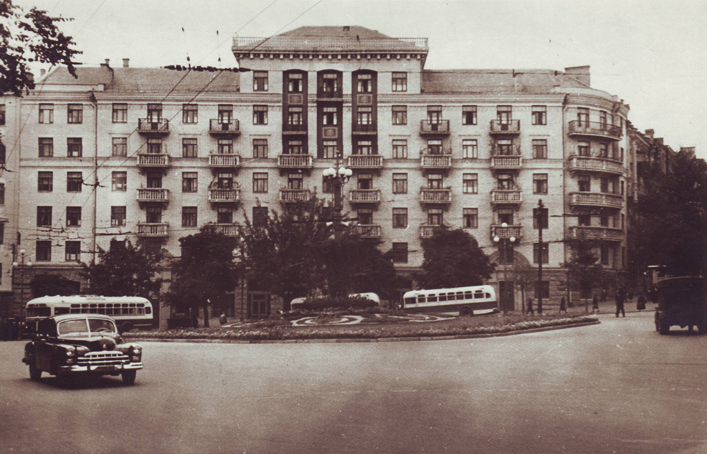 Kiova — Historical photos