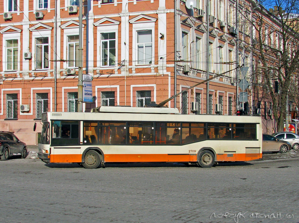 Kiiev, MAZ-103T № 2709