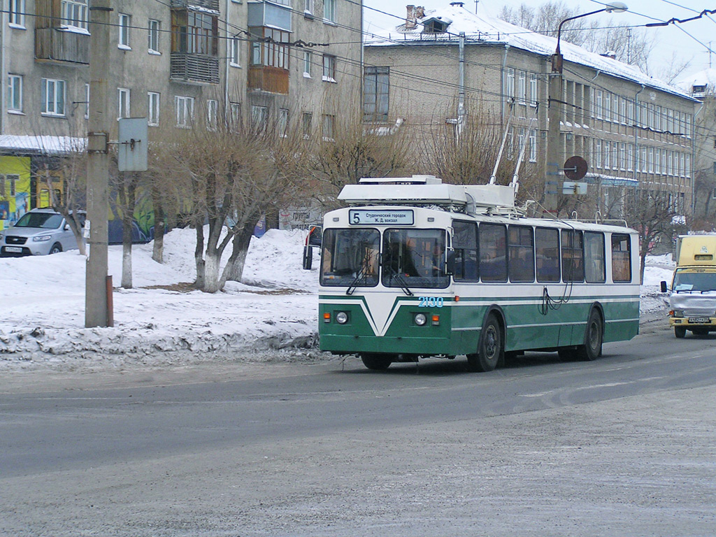 Krasnojarsk, ZiU-682 GOH Ivanovo č. 2130