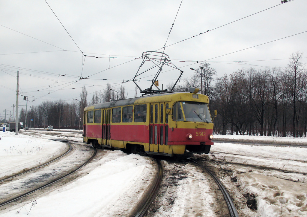 Киев, Tatra T3SU № 5642