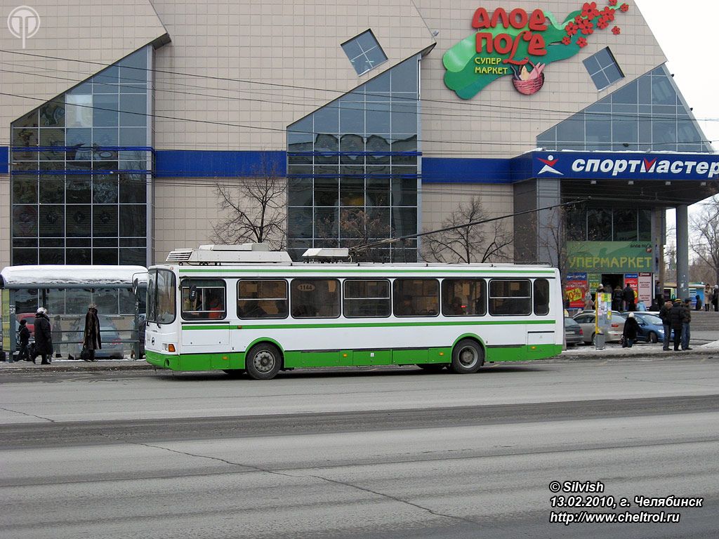 Chelyabinsk, LiAZ-5280 (VZTM) č. 1144