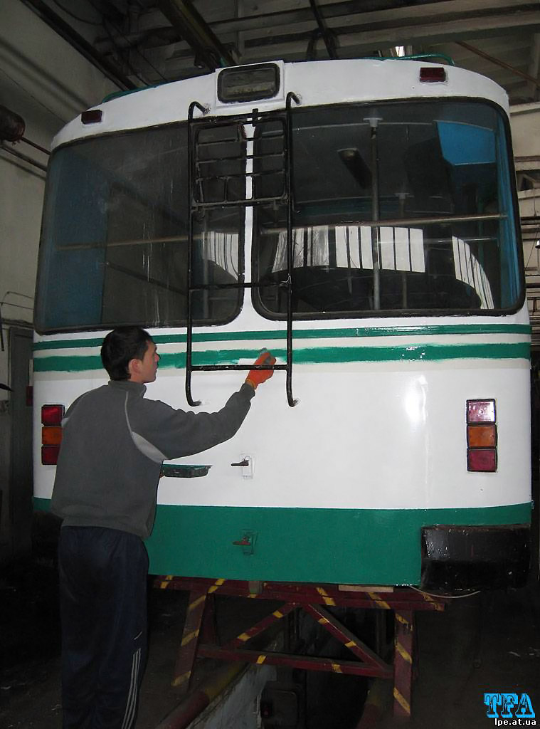 Луцк — Покраска троллейбуса № 165