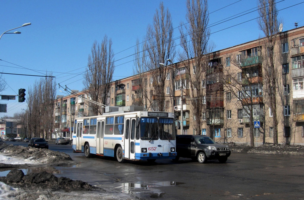 Kryvyi Rih, YMZ Т2 mod. 7 č. 657