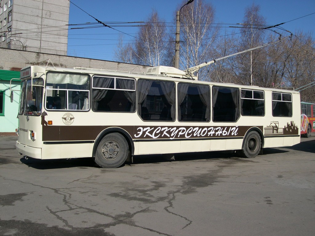 Новосибирск, ЗиУ-682В [В00] № ЭТ-1