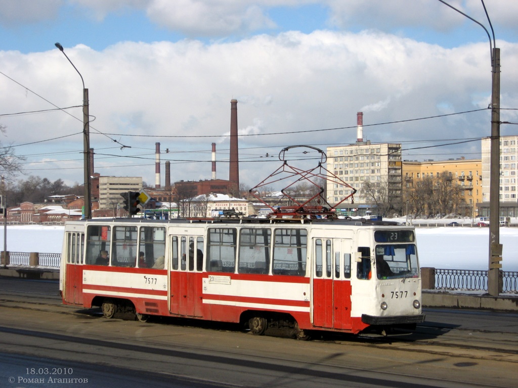 Sankt-Peterburg, LM-68M № 7577