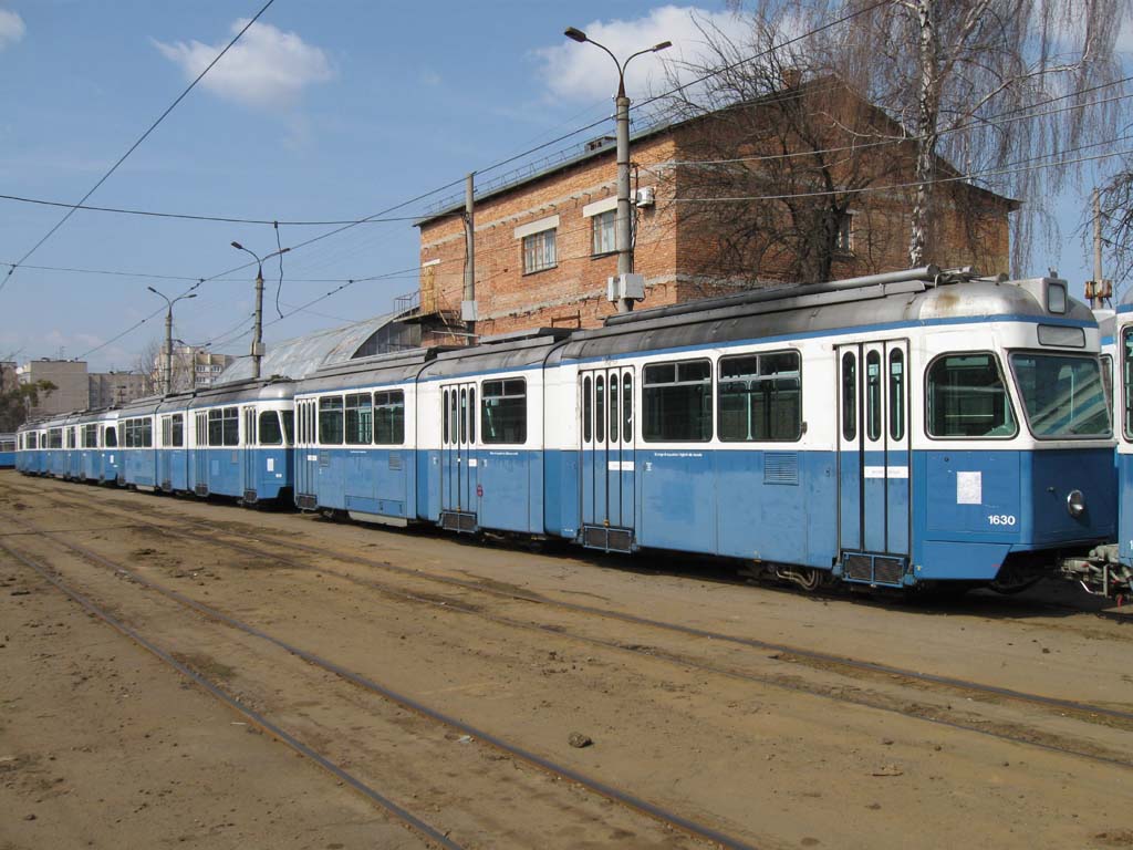 文尼察, SWS/SIG/BBC Be 4/6 "Mirage" # 294; 文尼察 — First part of Swiss Tramcars' Delivery; 文尼察 — Tram depot