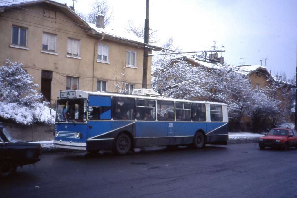 Перник, ЗиУ-682В1УБ № 201; Перник — Троллейбусы ЗИУ 682.