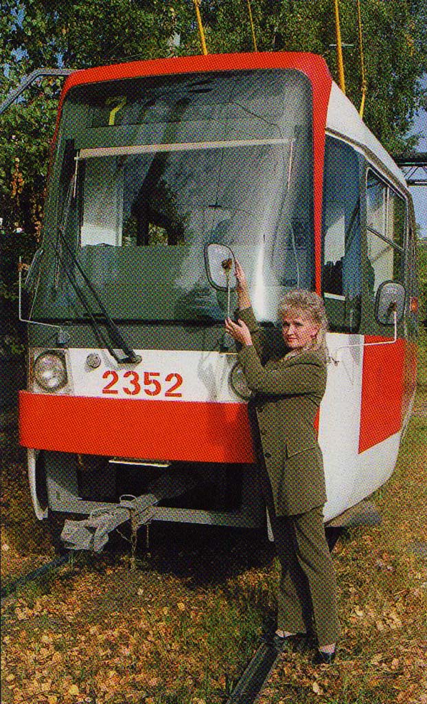 Izhevsk, Tatra T3R “Izh” № 2352