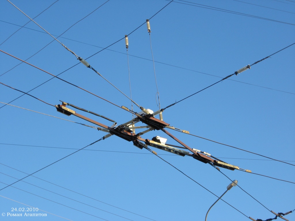 Sankt Peterburgas — Overhead wiring and energy facilities