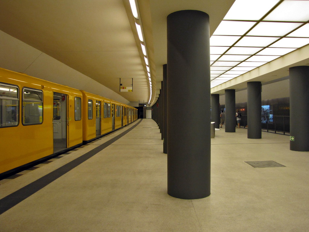 Берлин — U-Bahn — линия U55