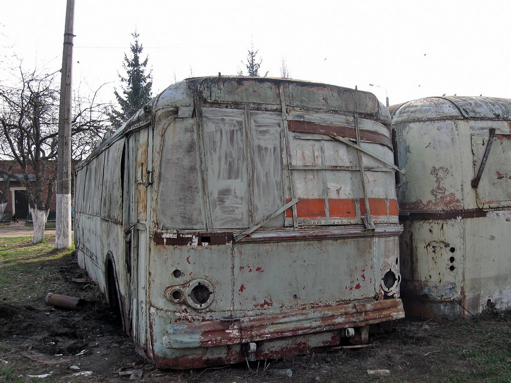 Житомир, ЗиУ-5Д № 2136; Житомир — Cараи, бытовки, голубятни и прочее из списанных ТС