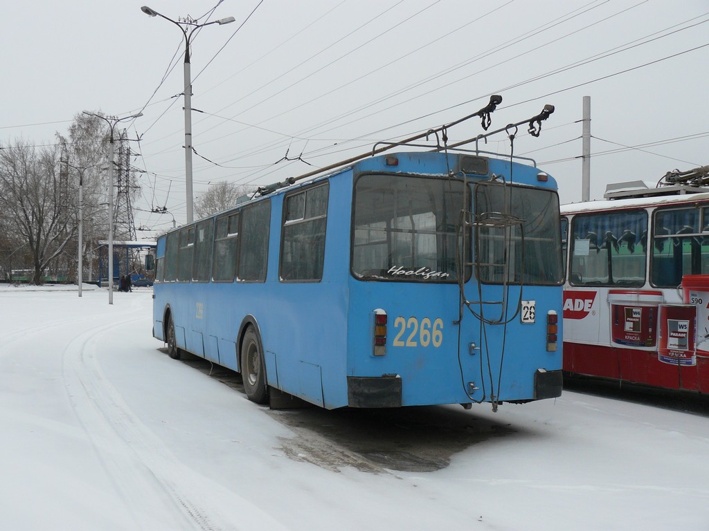 Novosibirsk, ZiU-682G [G00] č. 2266