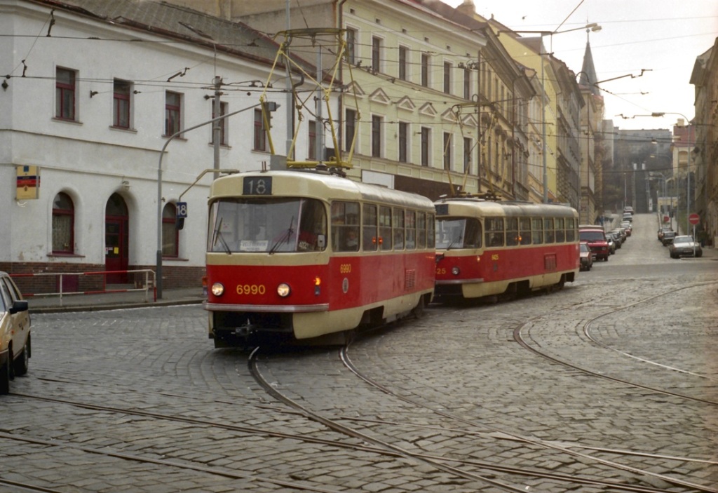 Prag, Tatra T3 Nr. 6990