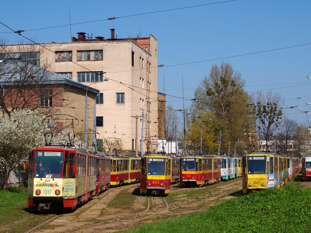 Lwów, Tatra KT4SU Nr 1047; Lwów, Tatra KT4SU Nr 1053; Lwów, Tatra KT4SU Nr 1100; Lwów, Tatra KT4SU Nr 1062