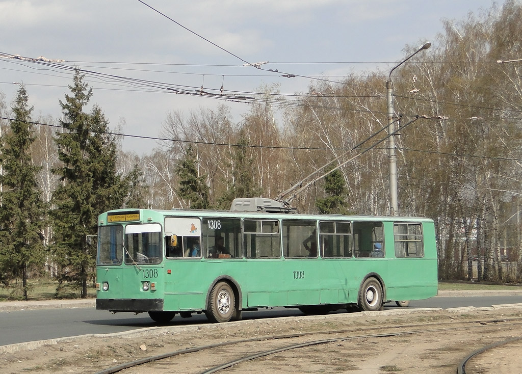 Kazany, ZiU-682V — 1308
