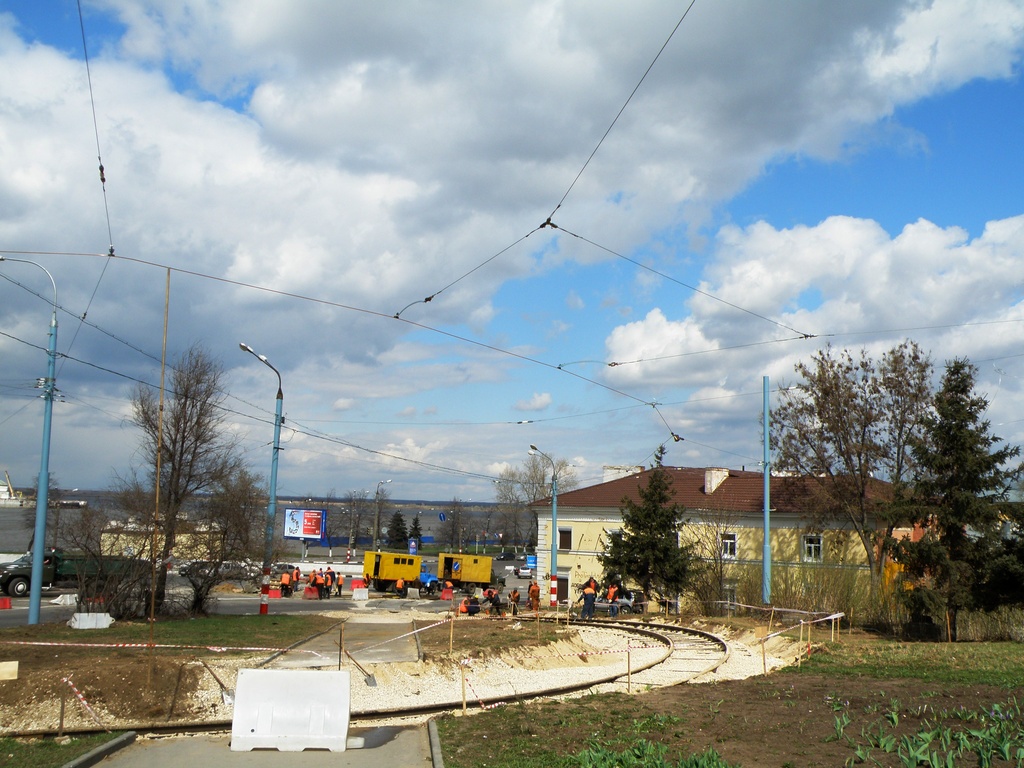 Nyizsnij Novgorod — Construction tram collar around Kanavinskiy bridge