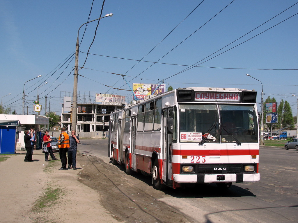 Харкаў, DAC-217E № 223; Харкаў — Транспортовка 03.05.2010 — поездка на троллейбусе DAC-217E к 71-летию Харьковского троллейбуса