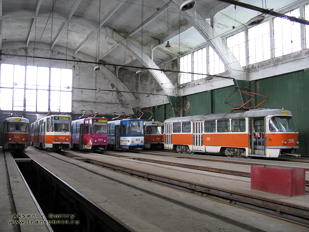 Kaliningrad, Tatra T4SU # 305; Kaliningrad, Tatra KT4SU # 422; Kaliningrad, Tatra KT4SU # 414; Kaliningrad, Tatra KT4SU # 411; Kaliningrad, Tatra T4D # 510; Kaliningrad, Tatra T4SU # 256