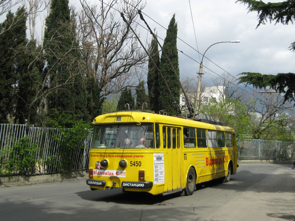 Крымский троллейбус, Škoda 9Tr18 № 5450