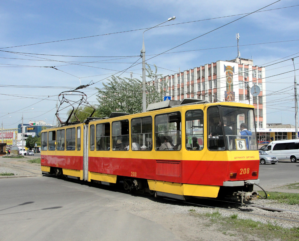 Vinnyica, Tatra KT4SU — 208